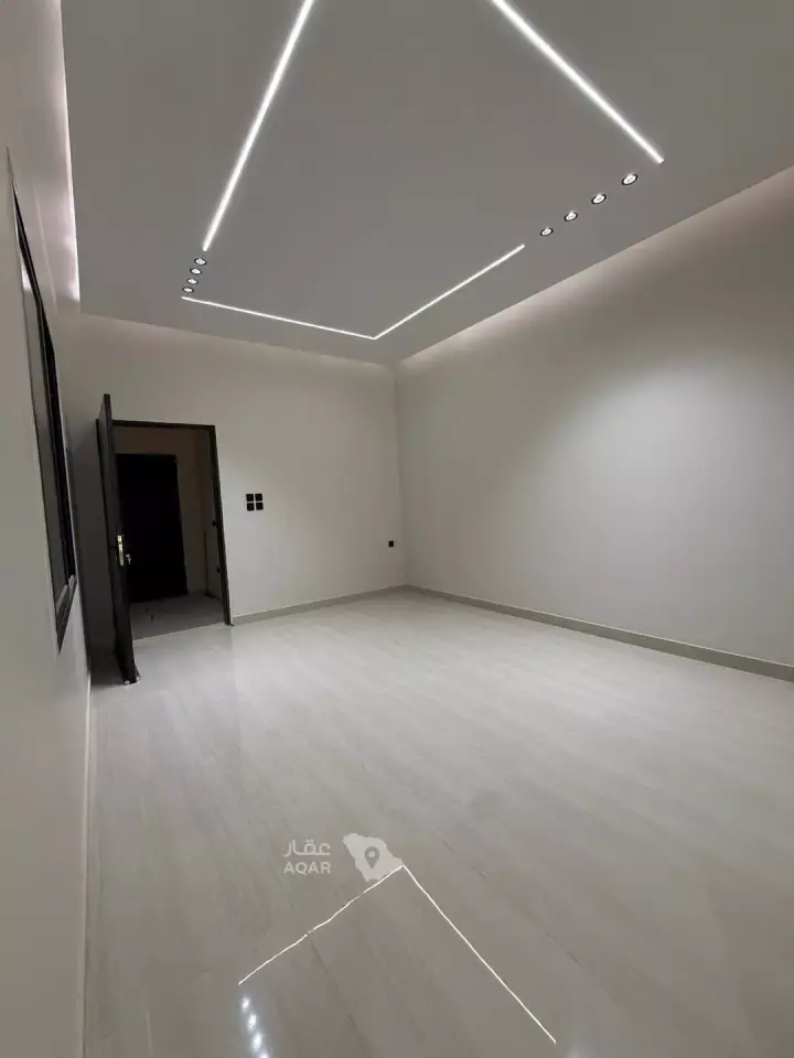 3 bedroom villa in Ash Sharq, Riyadh 3