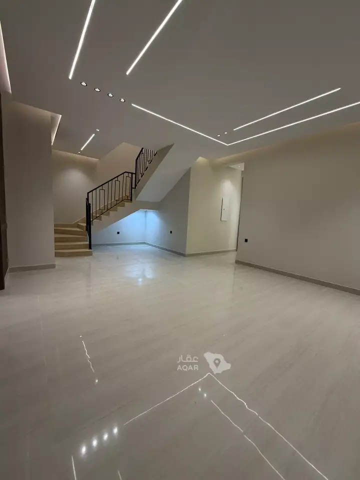 3 bedroom villa in Ash Sharq, Riyadh 14