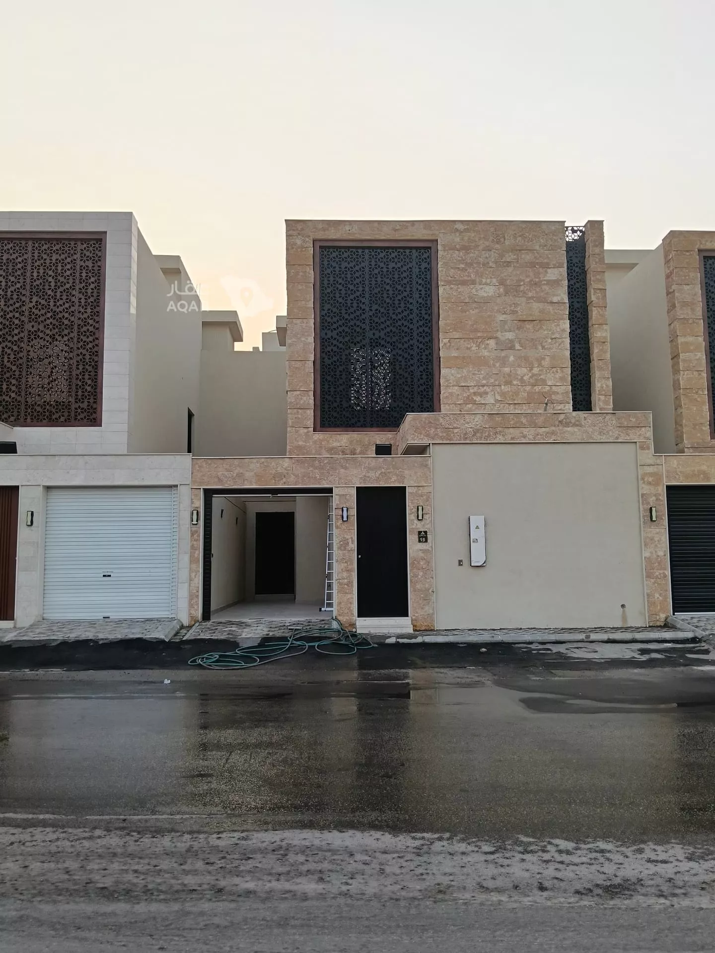5 bedroom villa in Tuwaiq, Riyadh 9