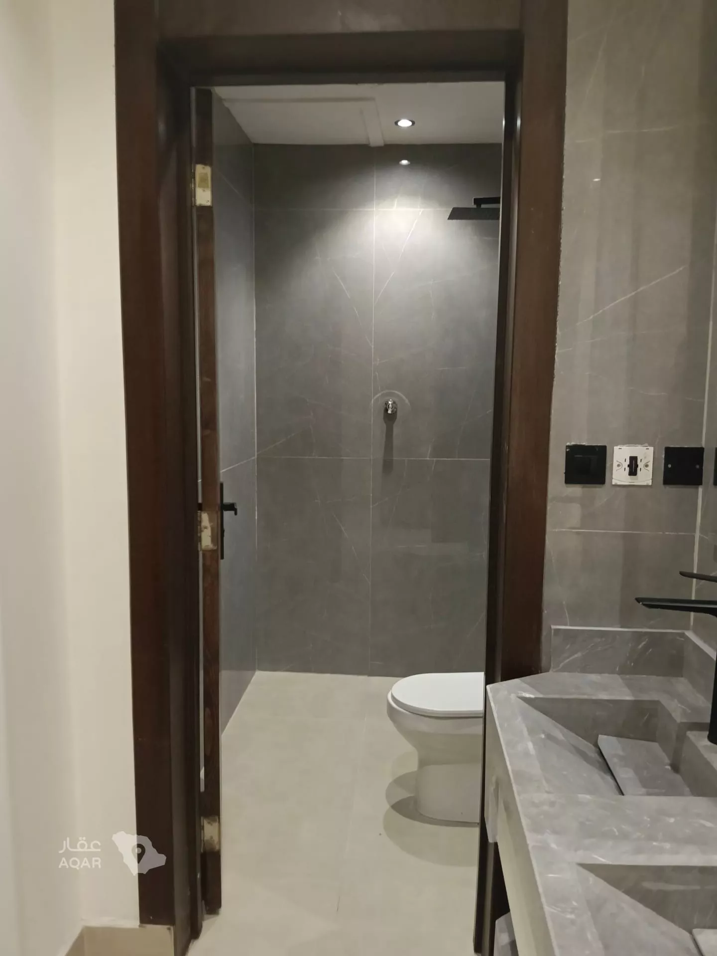 5 bedroom villa in Tuwaiq, Riyadh 2