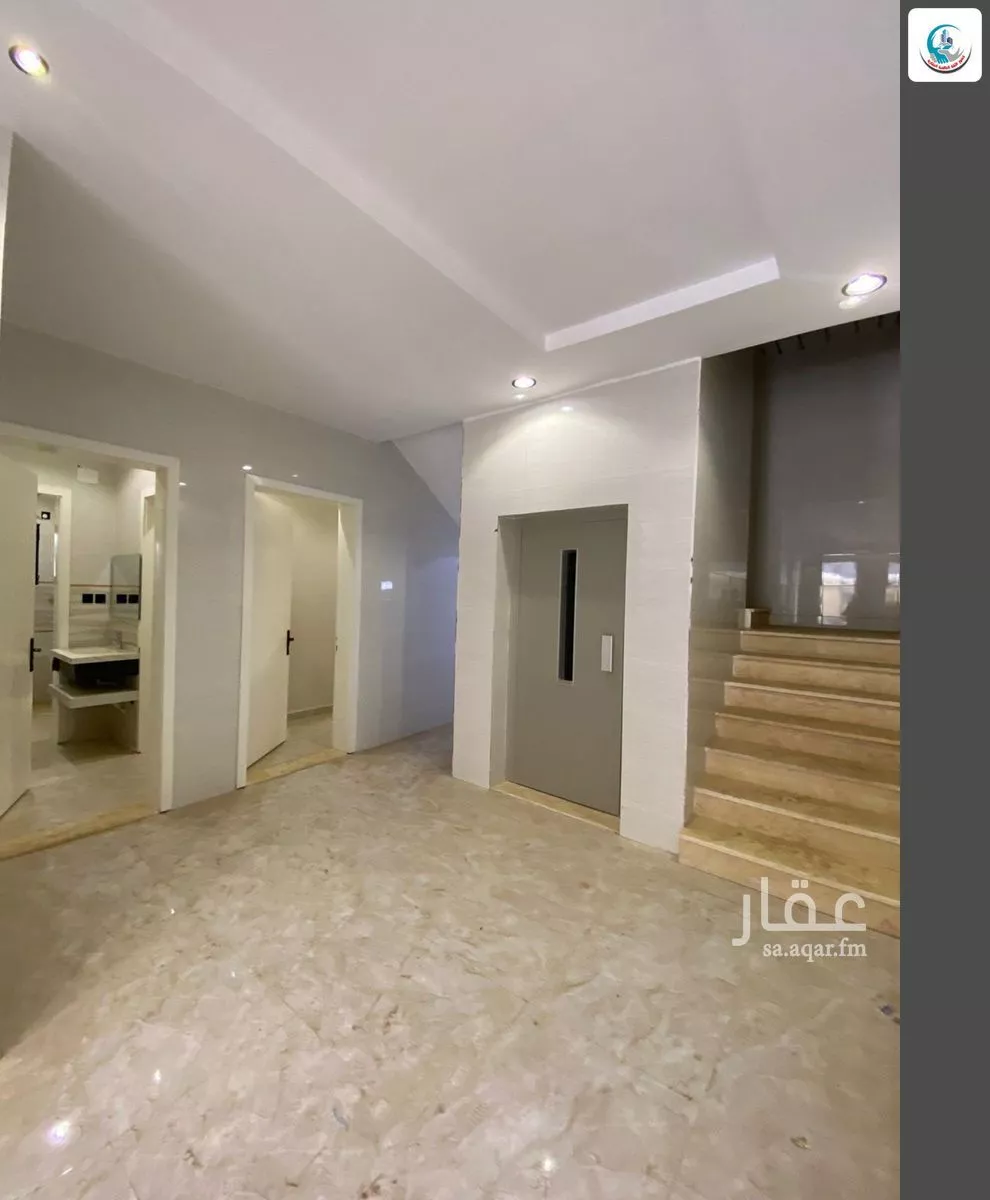 8 bedroom villa in King Fahd 5