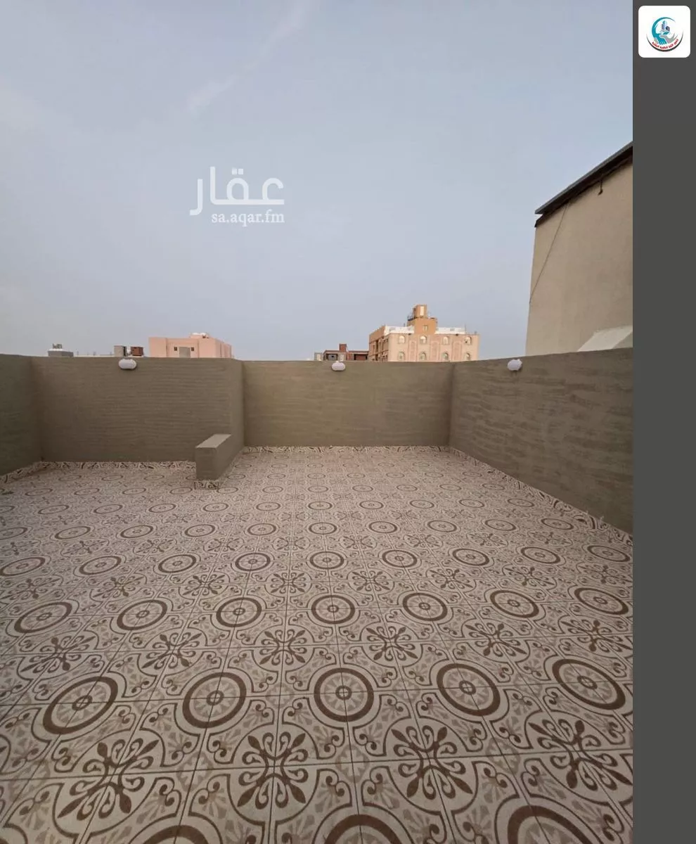 فيلا 9 غرف في الملك فهد 29