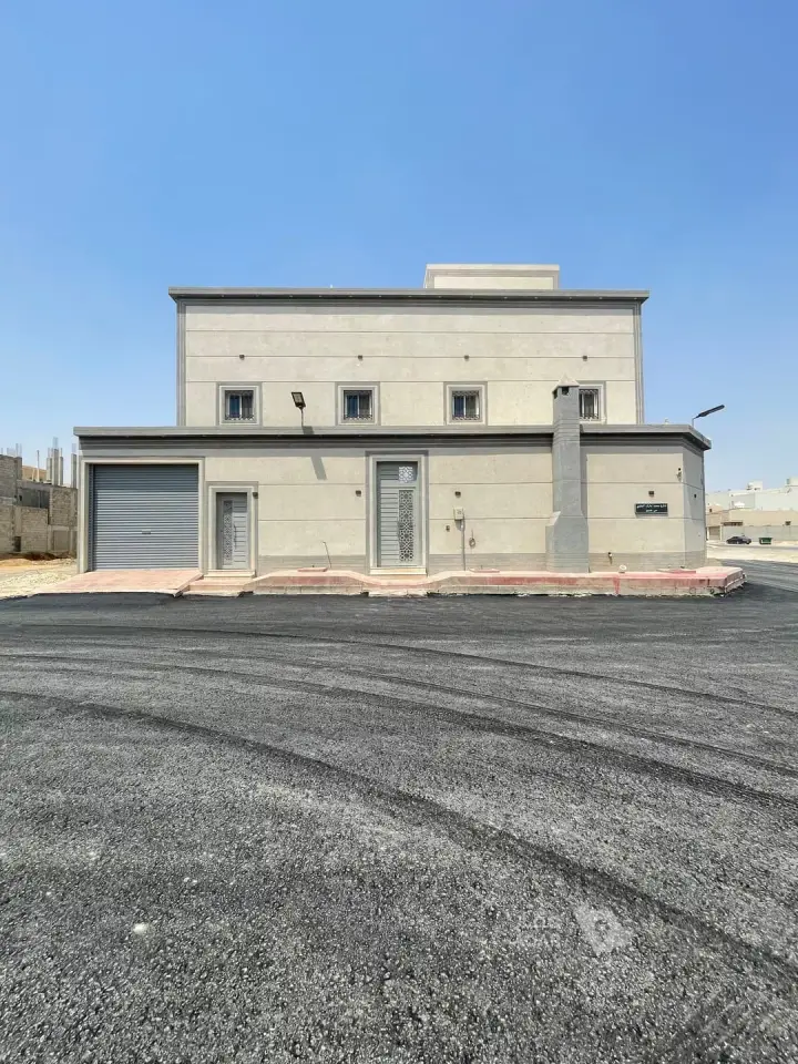 4 bedroom villa in Tuwaiq, Riyadh