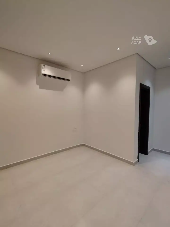 4 bedroom villa in An Nafal, Riyadh 16