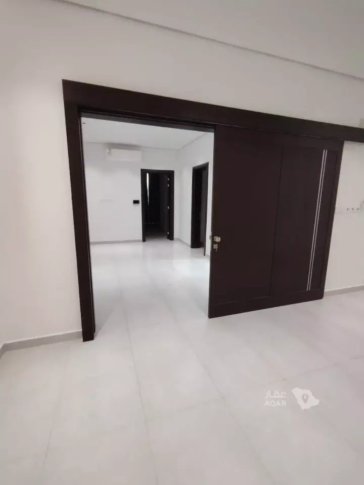 4 bedroom villa in An Nafal, Riyadh 7