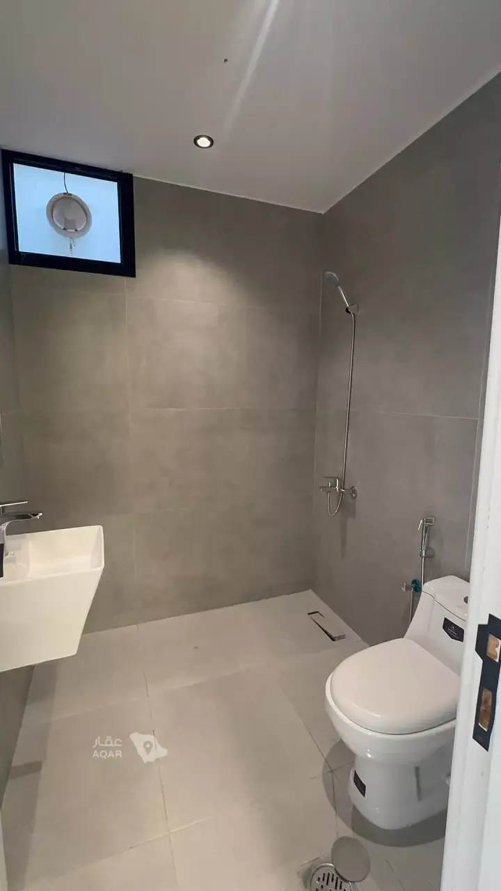 3 bedroom villa in Al Rawdah, Riyadh 11