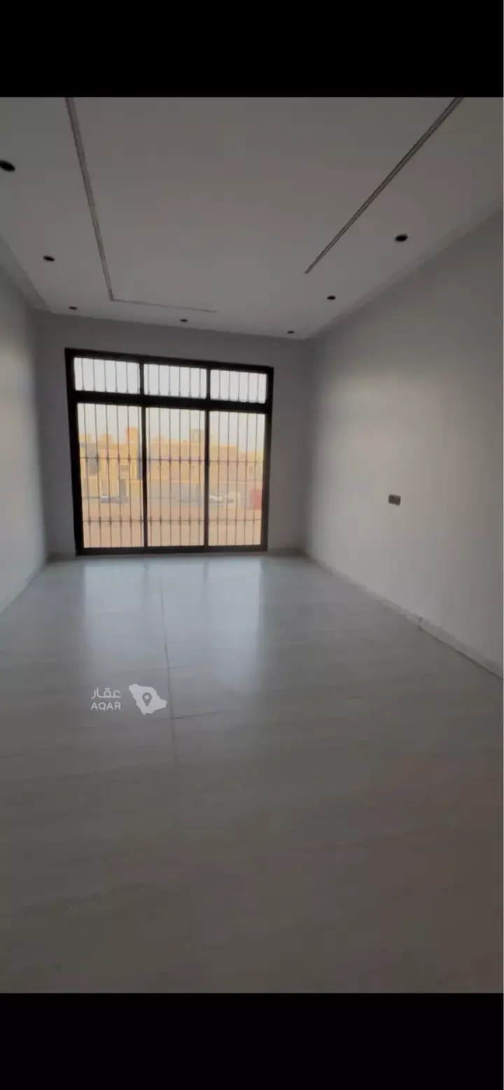 3 bedroom villa in Okaz, Riyadh 8