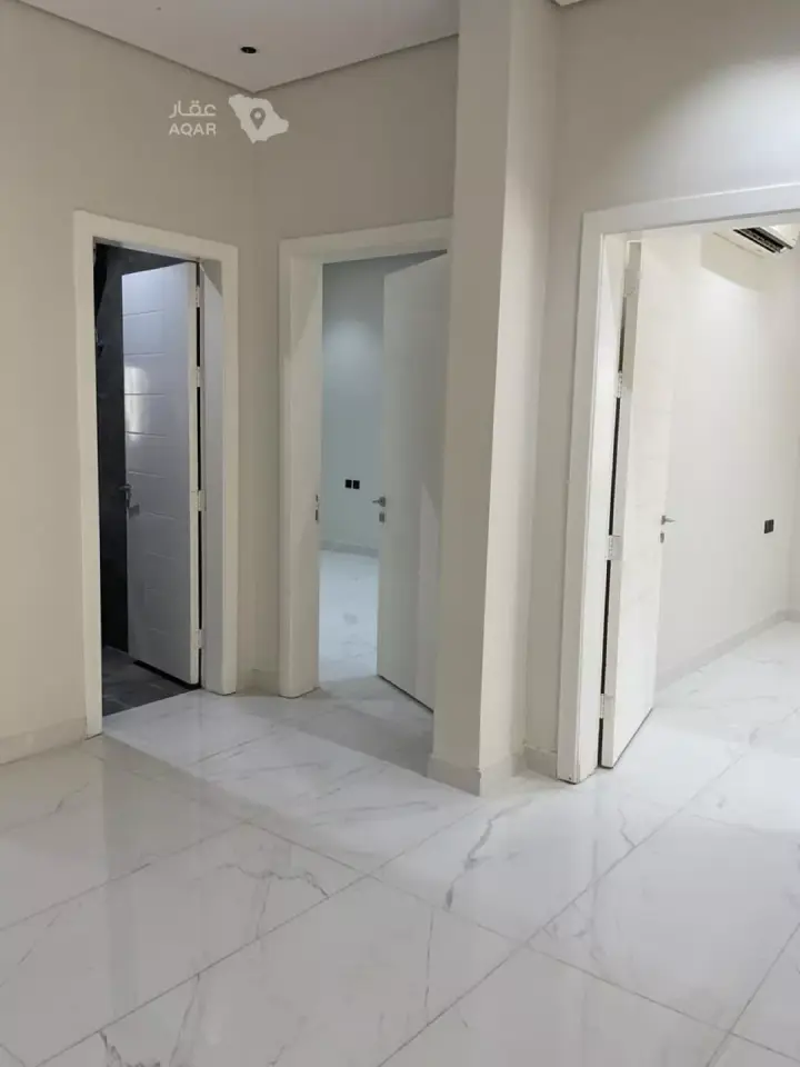 10 bedroom building in Hittin, Riyadh 9