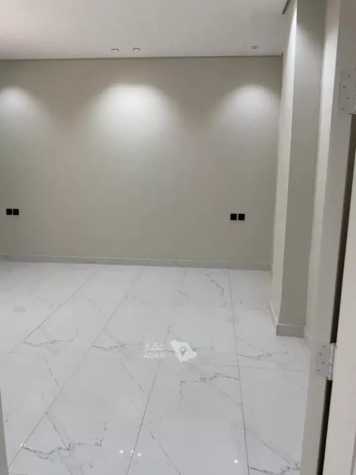 10 bedroom building in Hittin, Riyadh 12