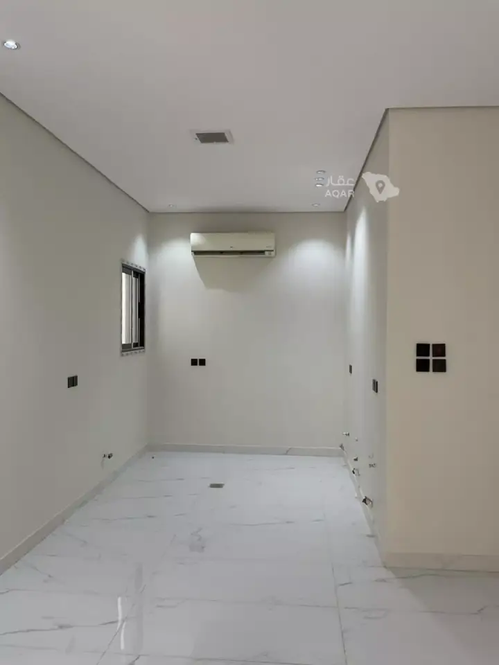10 bedroom building in Hittin, Riyadh 14