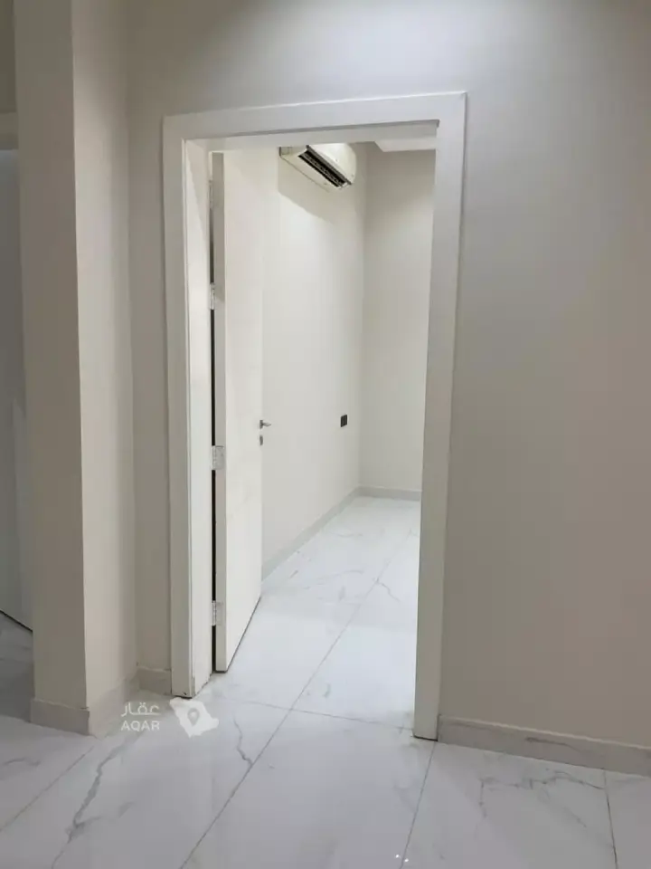 10 bedroom building in Hittin, Riyadh 2