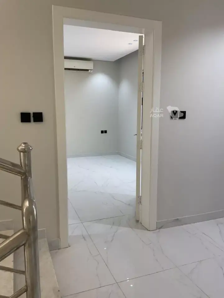 10 bedroom building in Hittin, Riyadh 13