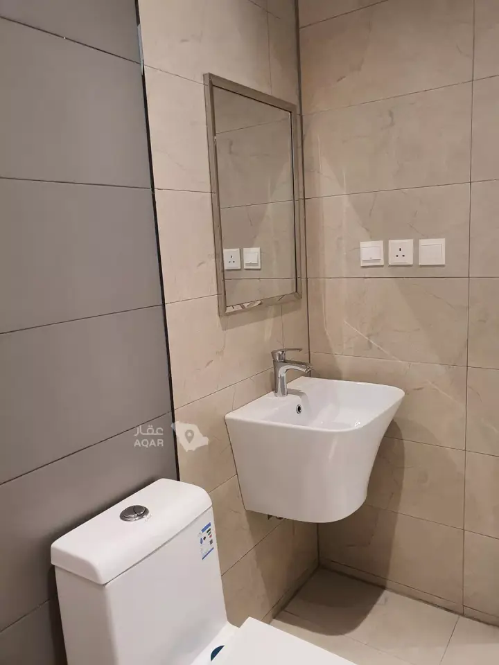 3 bedroom apartment in Qurtubah, Riyadh 15