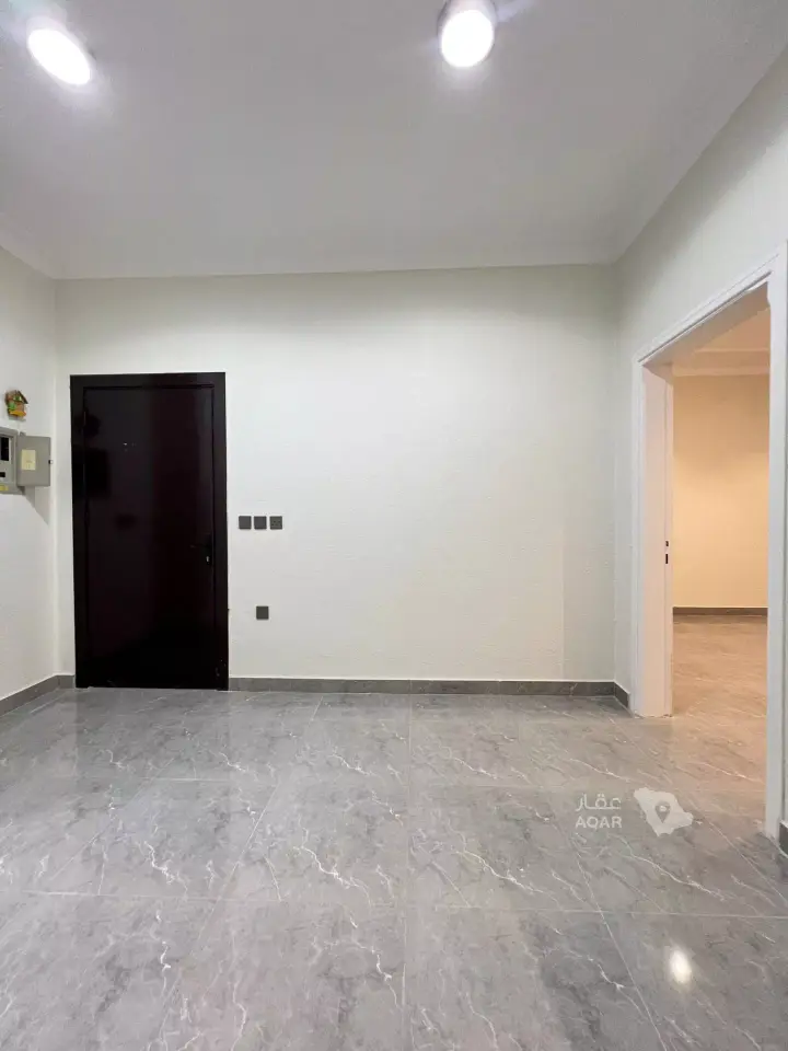 3 bedroom apartment in Al Rabwa, Riyadh 5