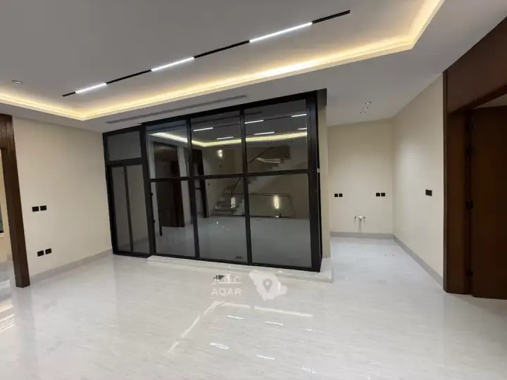 4 bedroom villa in Al Shiraa, Jeddah 6