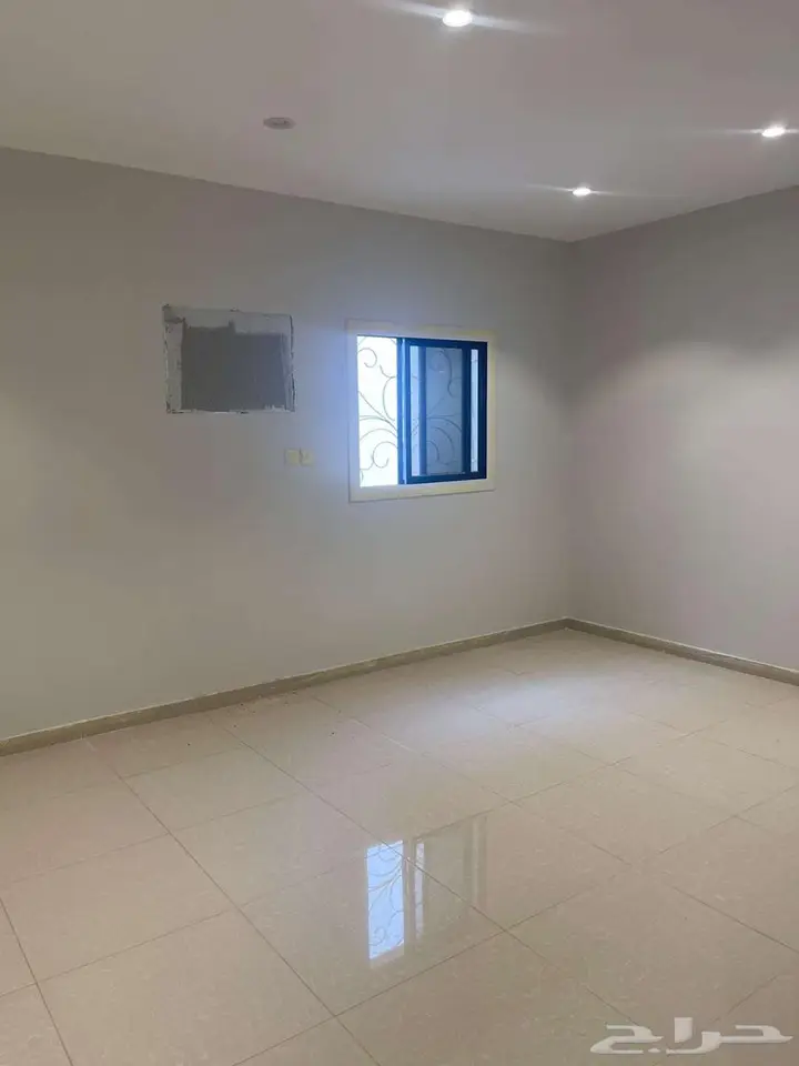 5 bedroom apartment in Bir Uthman, Madinah 10