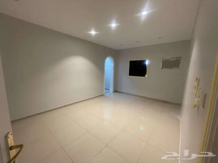 5 bedroom apartment in Bir Uthman, Madinah 11