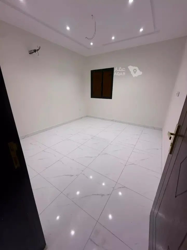 4 bedroom apartment in Al Rabwa, Jeddah 4