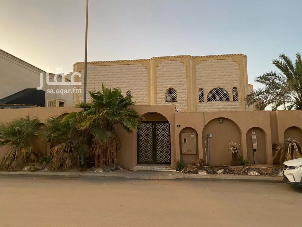 فيلا 7 غرف في القدس 3