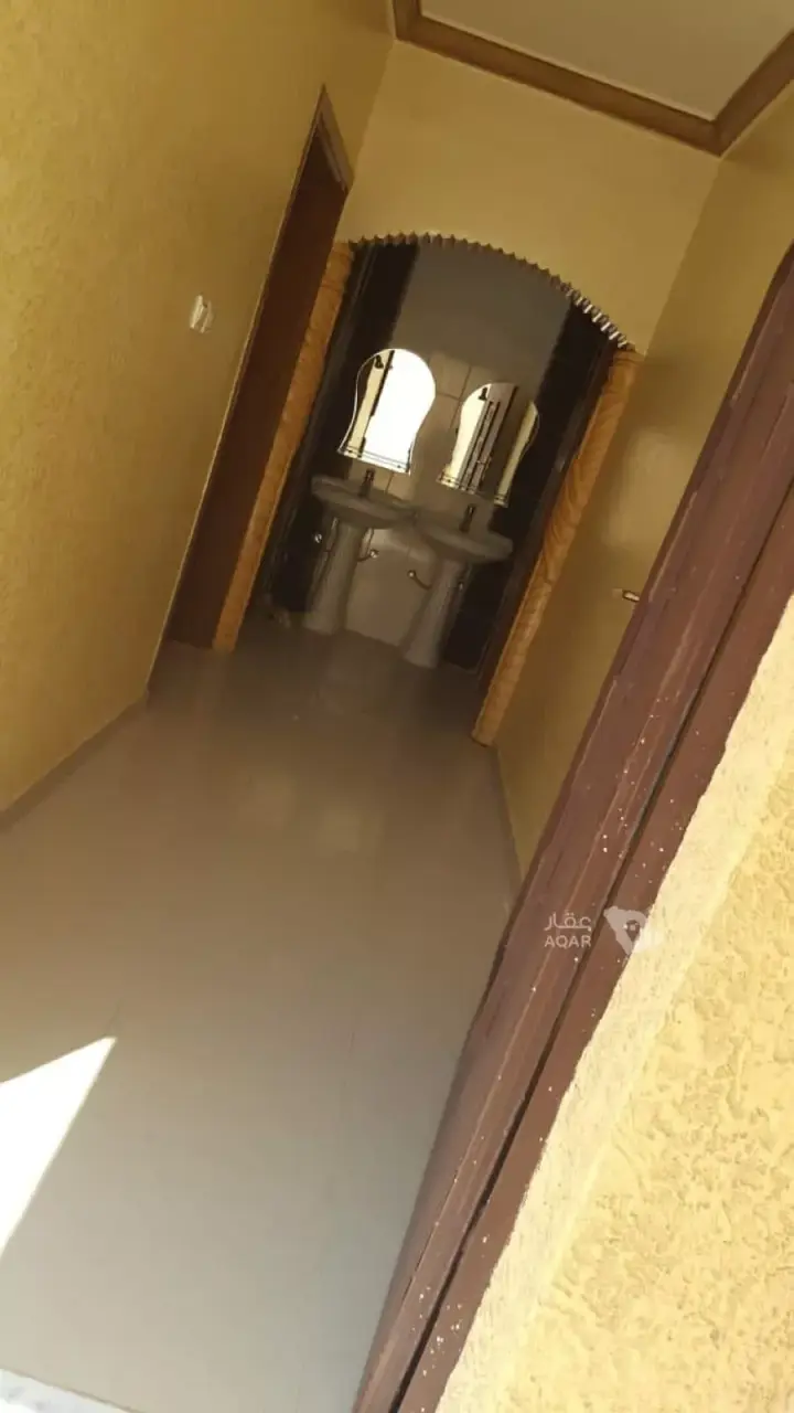 2 bedroom apartment in Al Akhdar, Qassim Region 3
