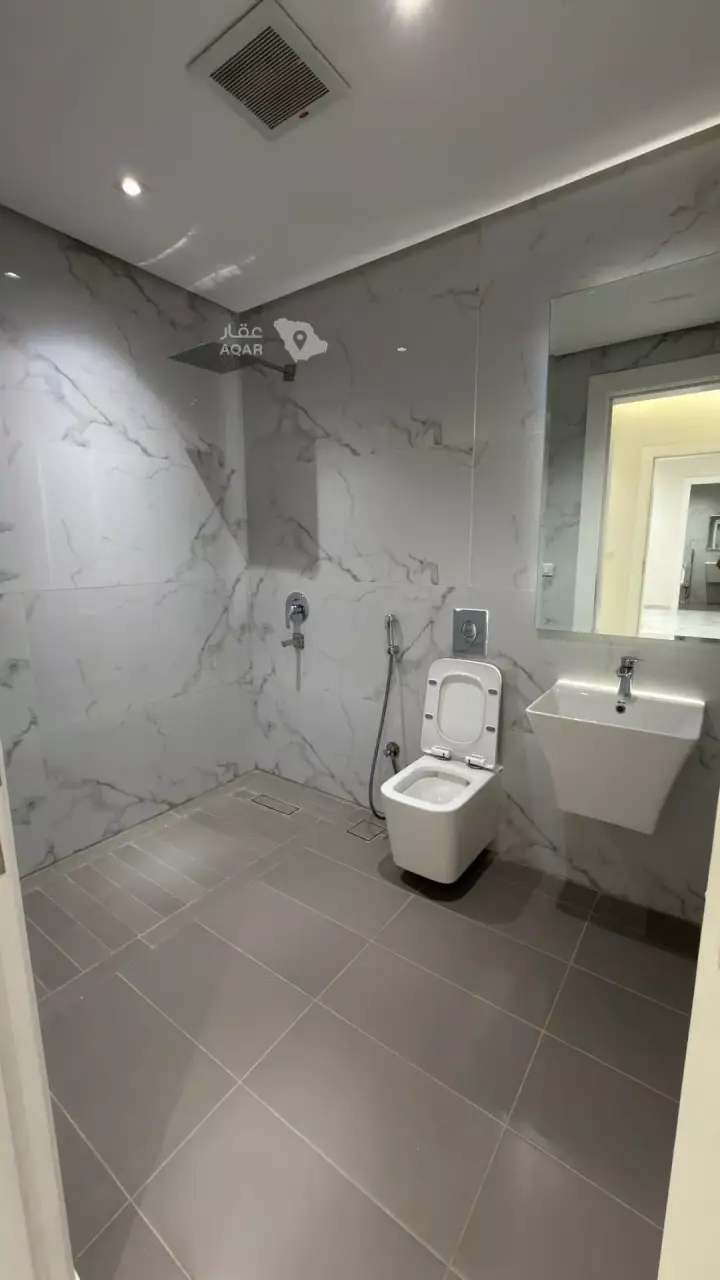 3 bedroom apartment in Irqah, Riyadh 15