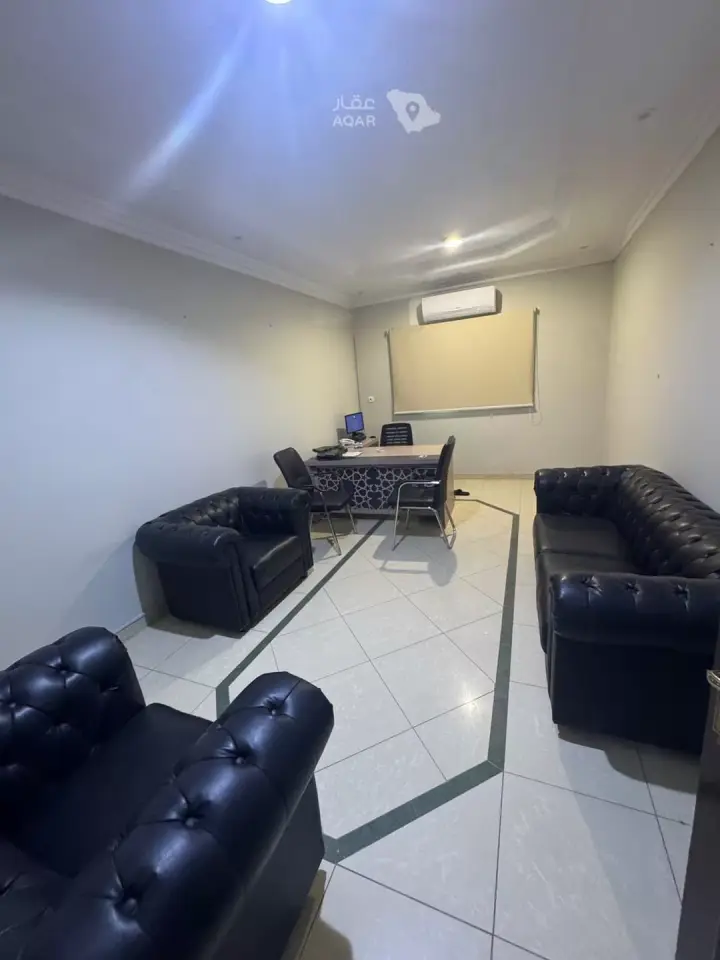 2 bedroom office in Al Murooj, Riyadh 5