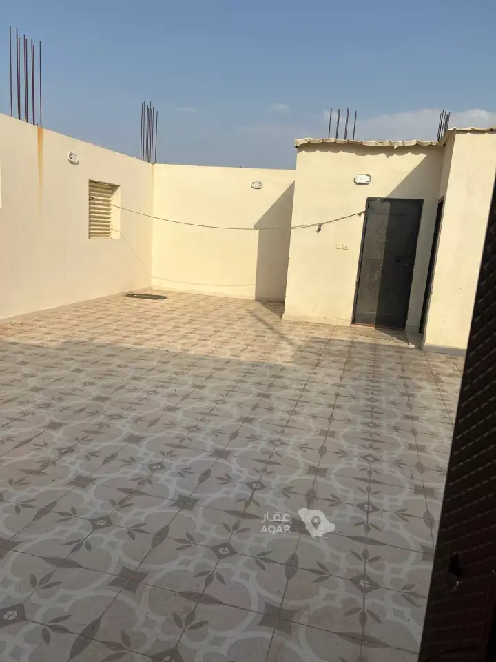 3 bedroom apartment in Al Salam, Madinah 5