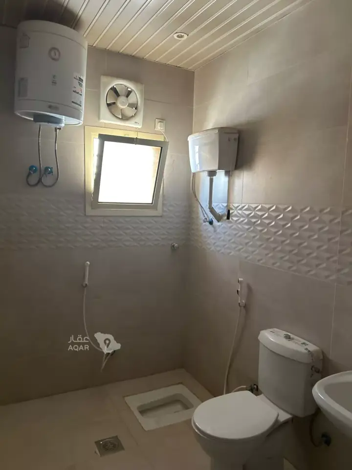 3 bedroom apartment in Al Salam, Madinah 4