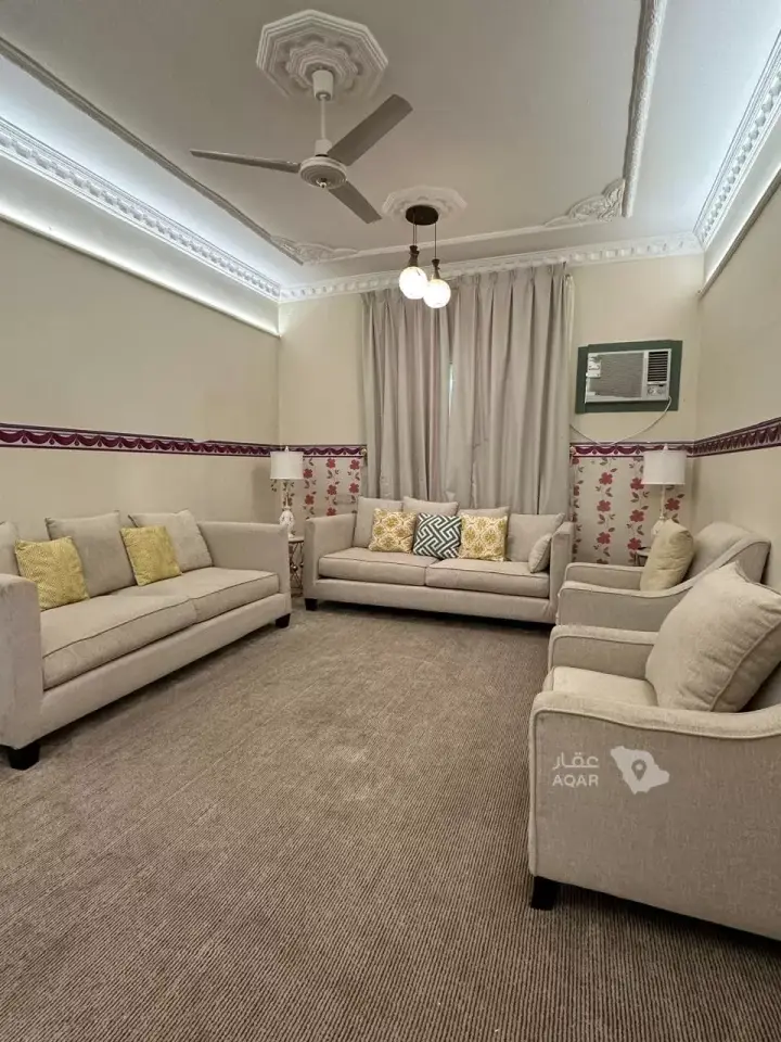 5 bedroom apartment in Al Qafilah, Khamis Mushait 4
