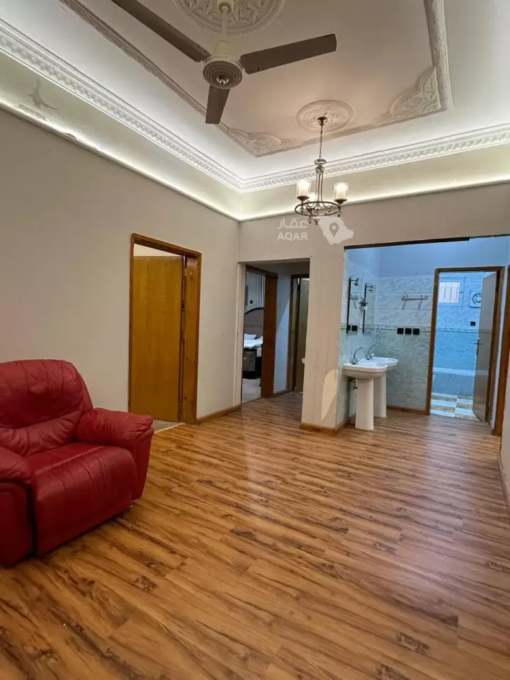 5 bedroom apartment in Al Qafilah, Khamis Mushait 21