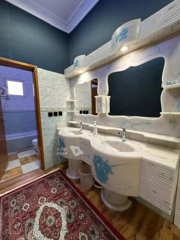 5 bedroom apartment in Al Qafilah, Khamis Mushait 27