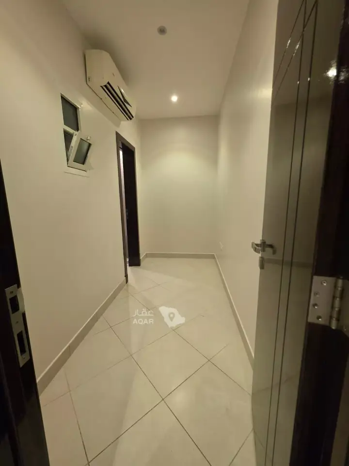 3 bedroom apartment in Al Nuzhah, Riyadh 9