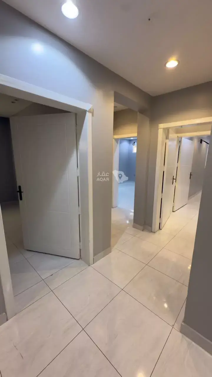 5 bedroom apartment in Al Rabie, Khamis Mushait 13