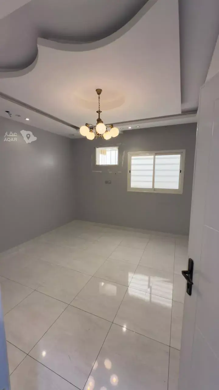 5 bedroom apartment in Al Rabie, Khamis Mushait 2