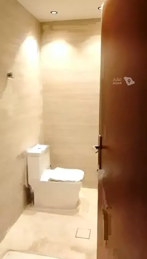 5 bedroom apartment in Al Rabie, Khamis Mushait 20