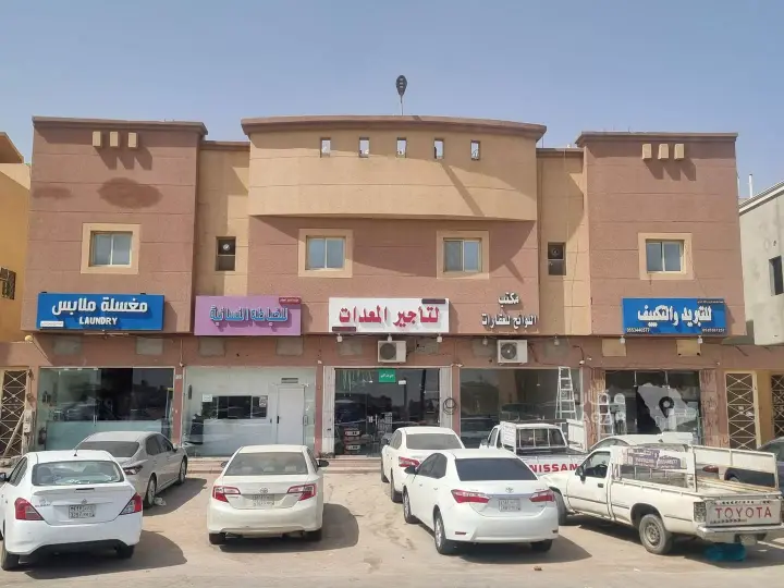 عقار 40 غرف في الرمال، الرياض