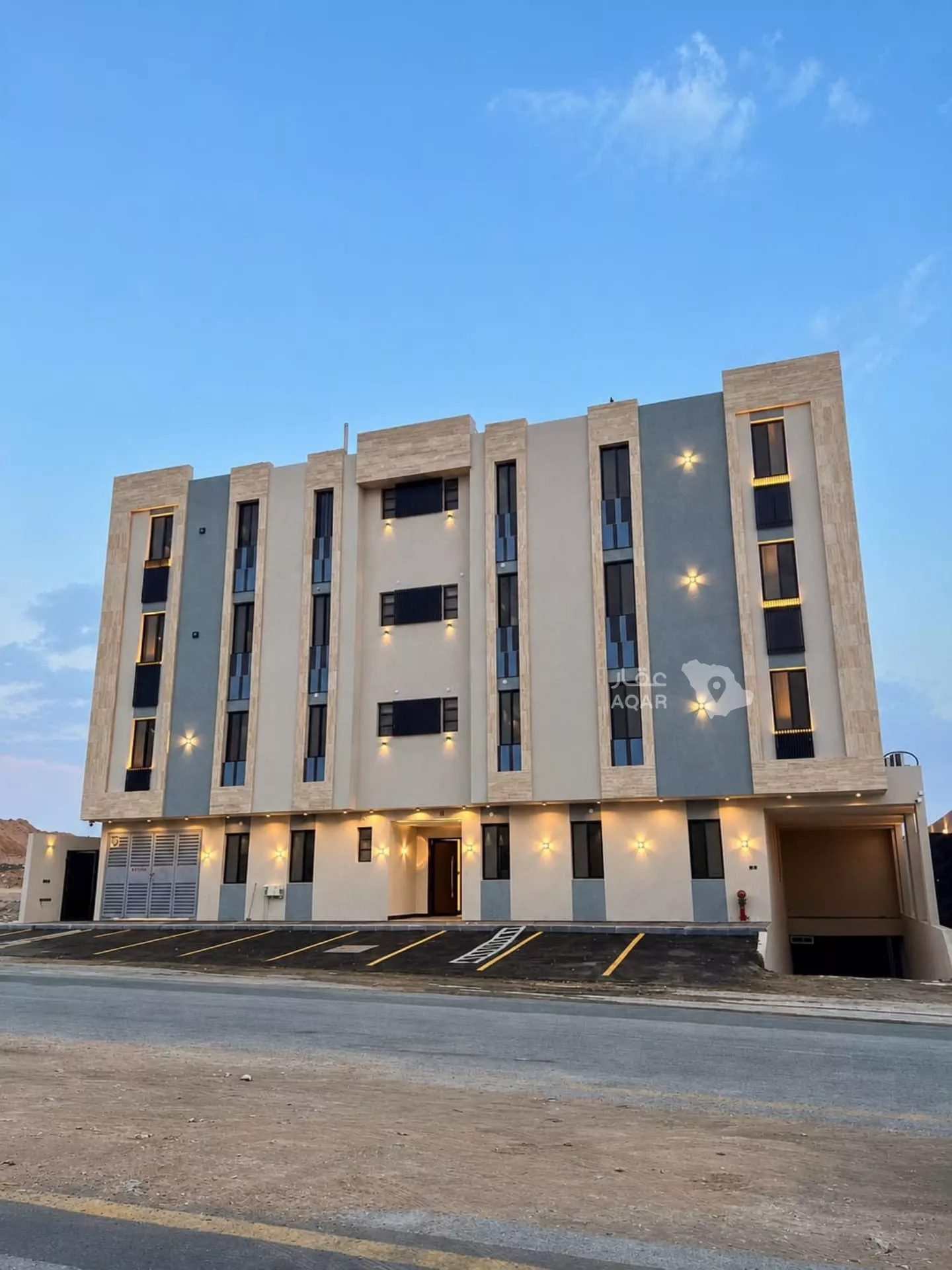 عقار 35 غرف في الجنادرية، الرياض