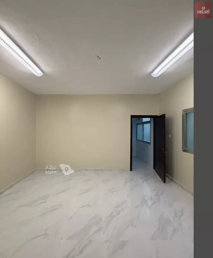 3 bedroom apartment in Al Aqrabiyah, Eastern Province 5