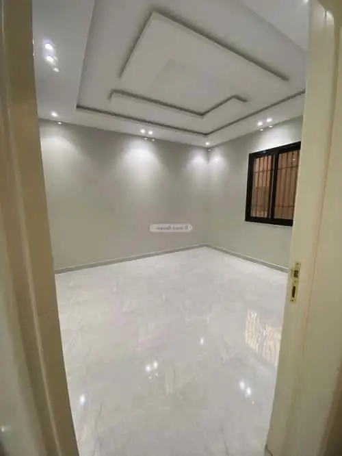 4 bedroom apartment in Dhahrat Laban, Riyadh 9