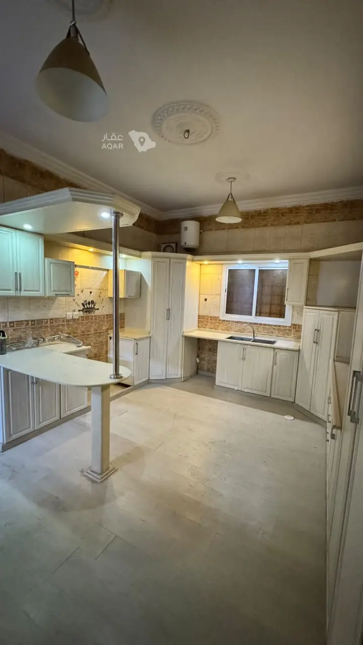 4 bedroom apartment in Al Sanabel, Jeddah 4
