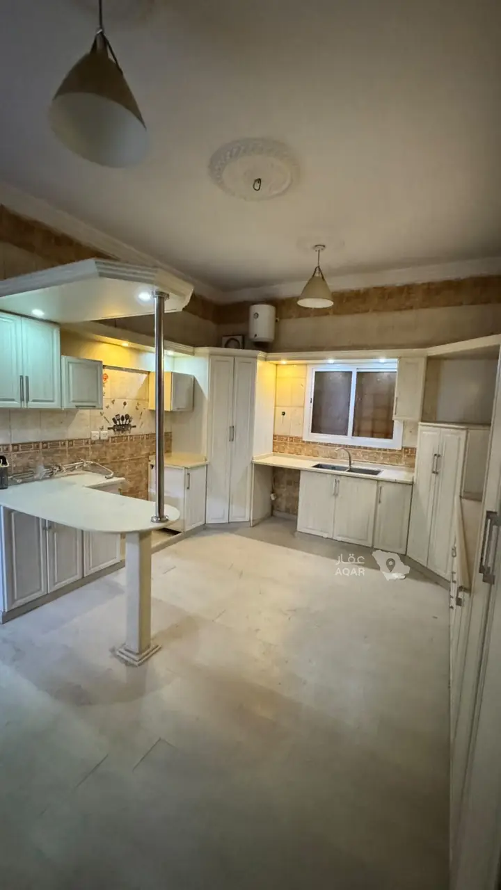 4 bedroom apartment in Al Sanabel, Jeddah 3