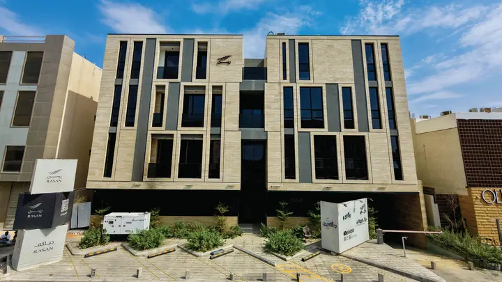 3 bedroom apartment in Hittin, Riyadh 5