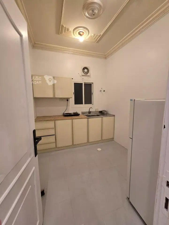 2 bedroom apartment in Al Rabwa, Jeddah 7