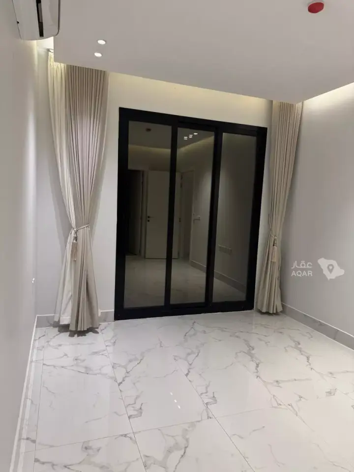 3 bedroom apartment in Al Ghadir, Riyadh 8