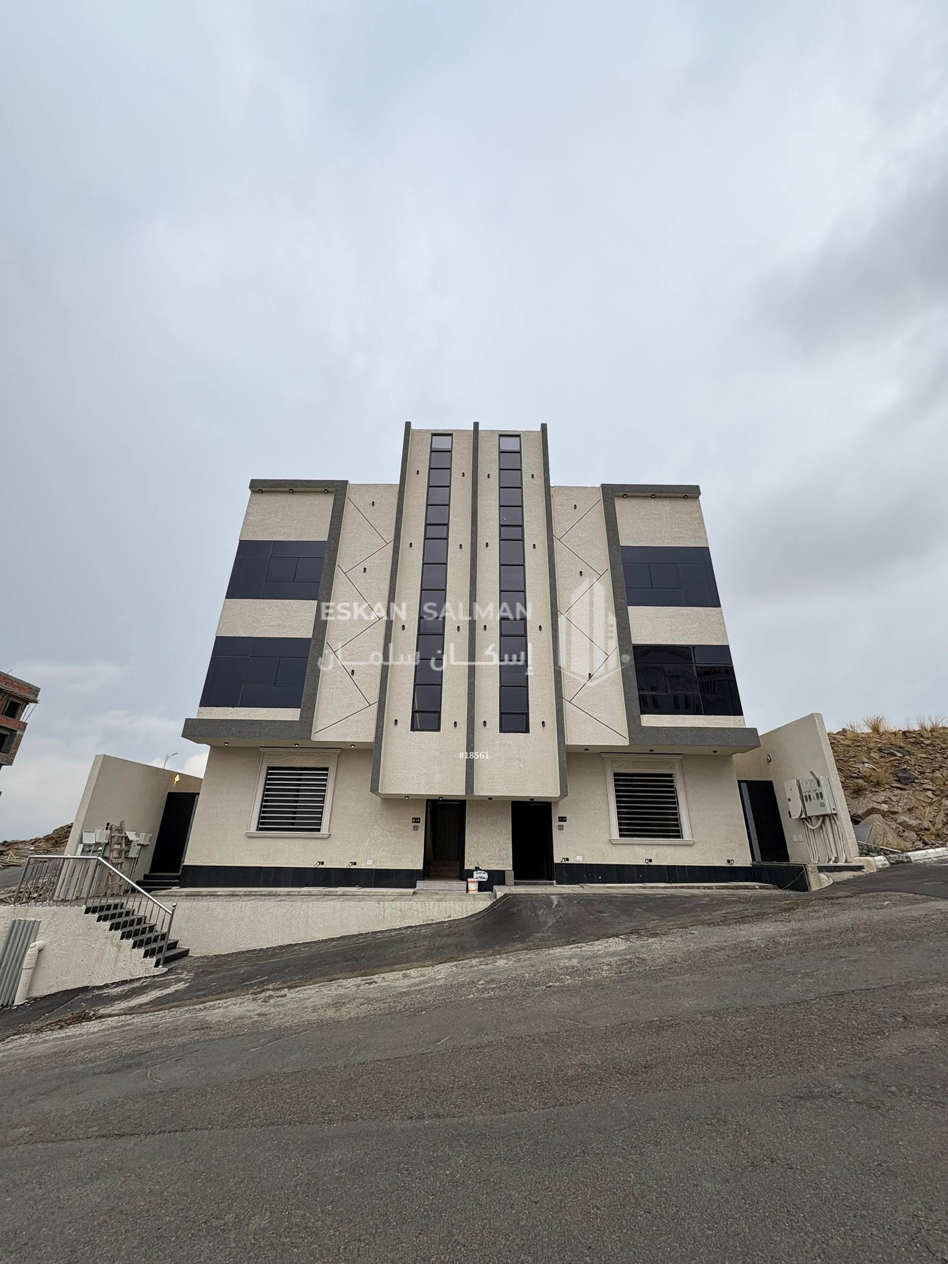 5 bedroom apartment in Al Rawabi, Abha