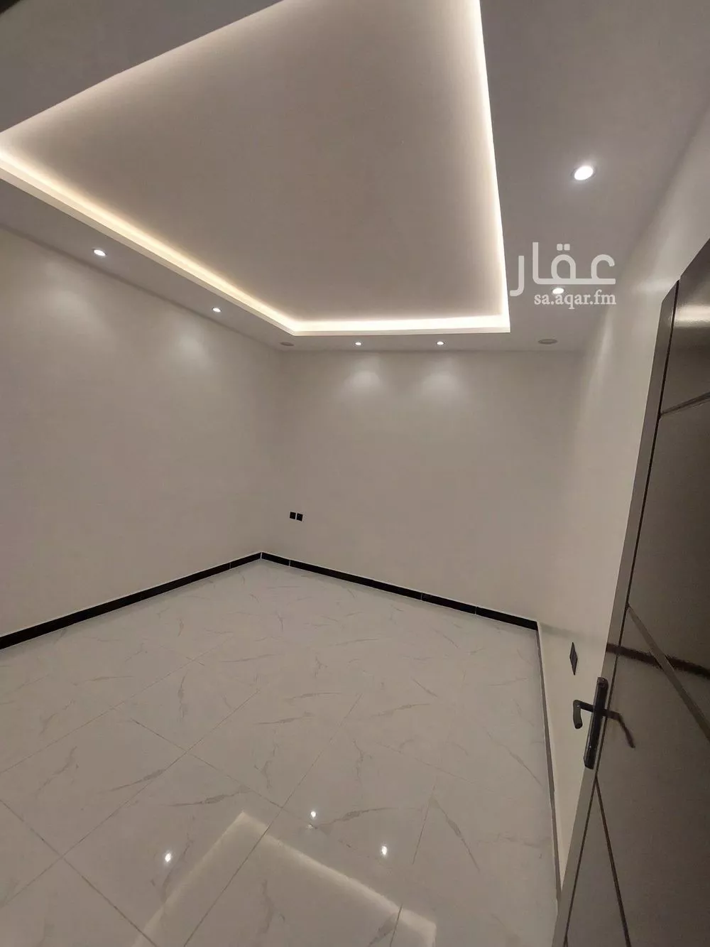 شقة 2 غرف في الحمراء 3