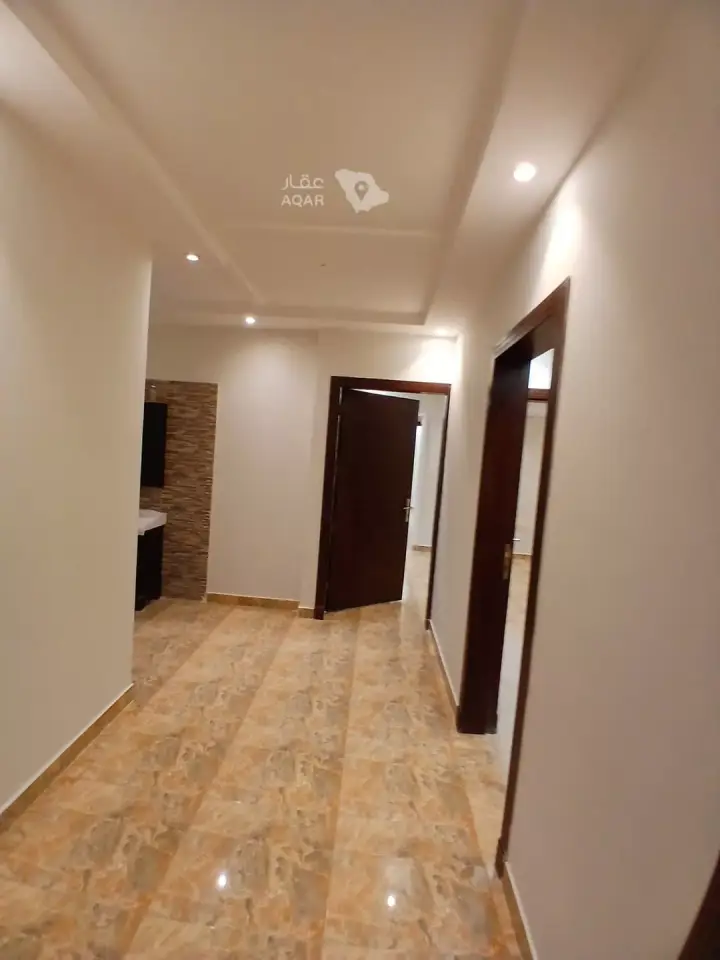 3 bedroom apartment in King Faisal, Riyadh 5