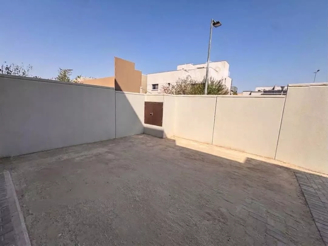 3 bedroom villa in Aramco, Eastern Province 15
