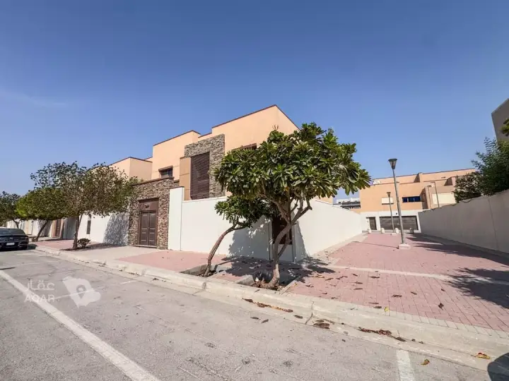 فيلا 3 غرف في ارامكو السعودية، الظهران