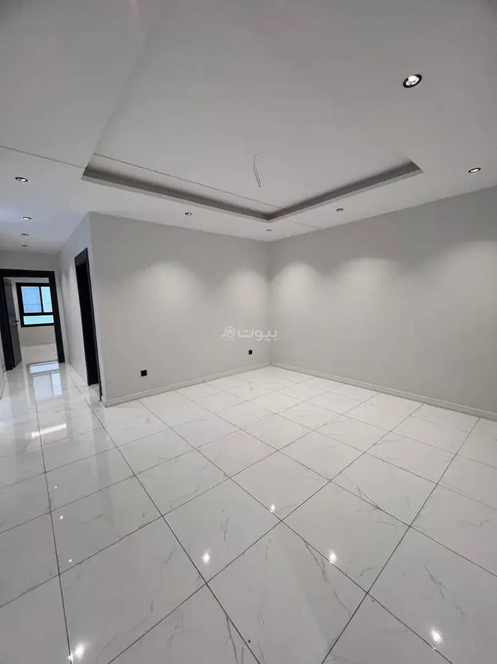 3 bedroom apartment in Al Nuzhah, Jeddah 6